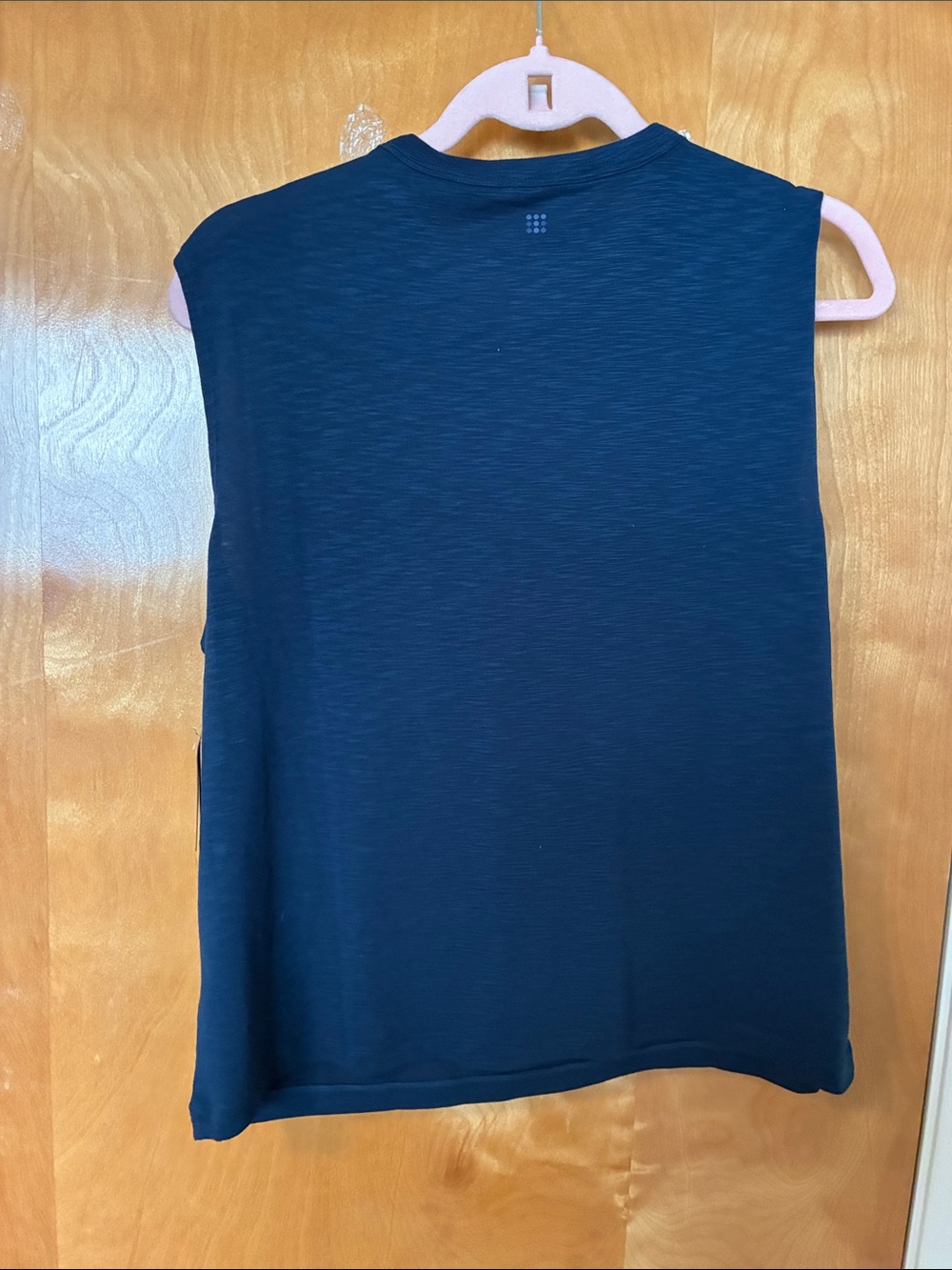 Title Nine sleeveless Crewneck Top - Navy Blue Sz L - Picture 5 of 5